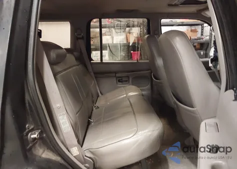 1995 Ford Explorer z USA, uszkodzony, nr VIN 1FMDU34X5SUB60770